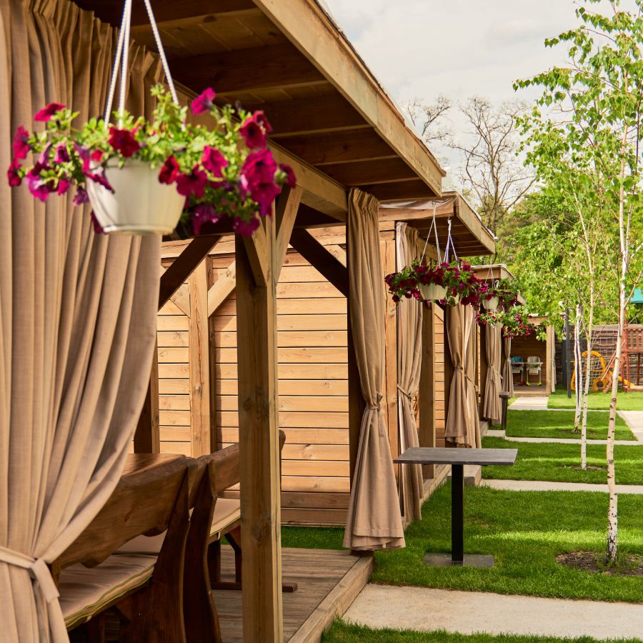 Fabrication sur mesure de terrasse bois, abris de jardin et pergolas Fabrication sur mesure de terrasse bois, abris de jardin et pergolas